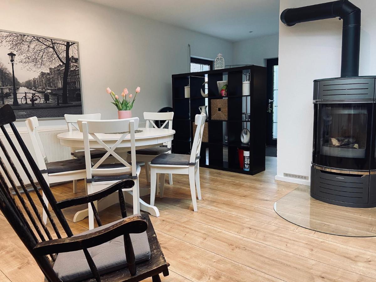 Ferienwohnung Tulpenweg Mit Kaminofen Haiger Luaran gambar