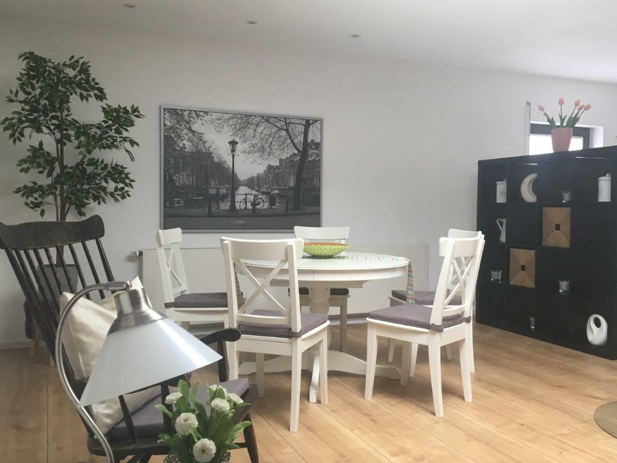 Ferienwohnung Tulpenweg Mit Kaminofen Haiger Luaran gambar
